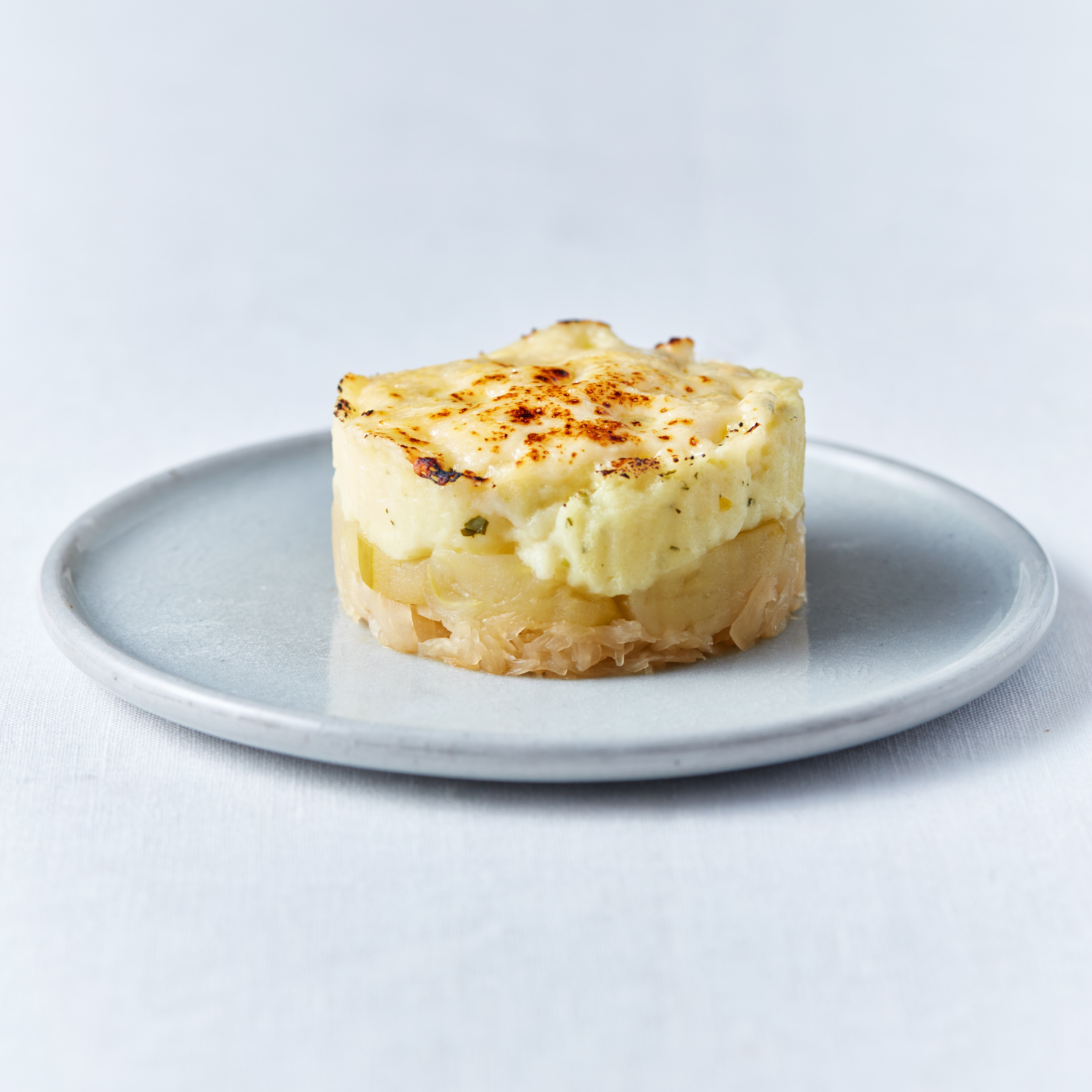 Ovenschotel zuurkool, appel en puree